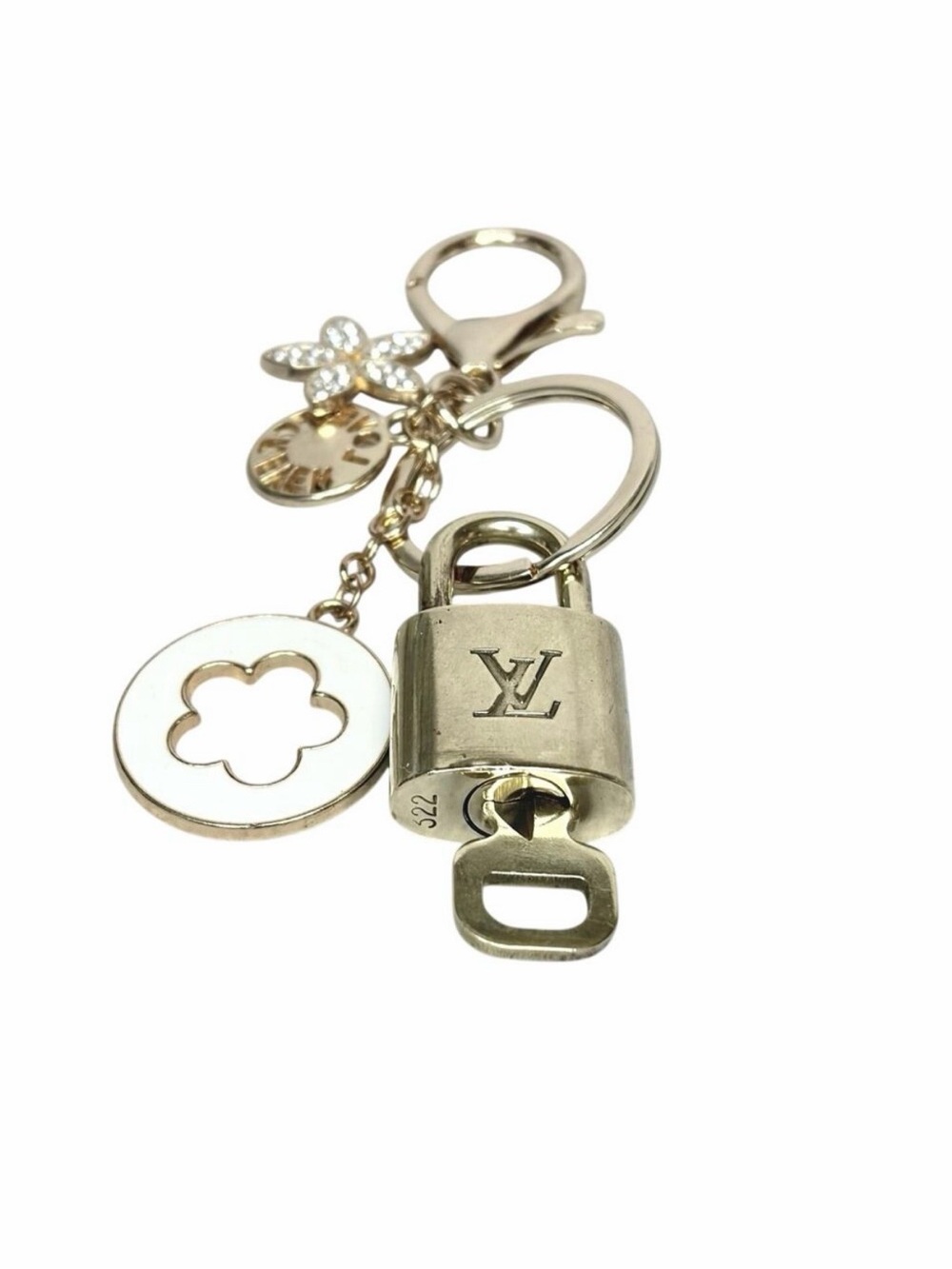 Louis Vuitton Lock & Key Set #322 w/ a Clover Charm Keychain